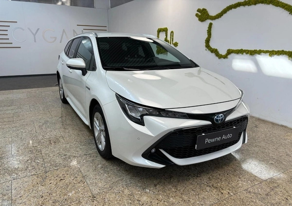 Toyota Corolla cena 84900 przebieg: 107310, rok produkcji 2020 z Piła małe 56